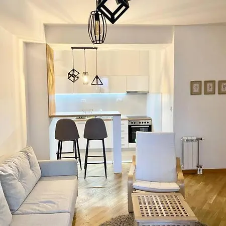 Apartment Bright Scandi Skopje