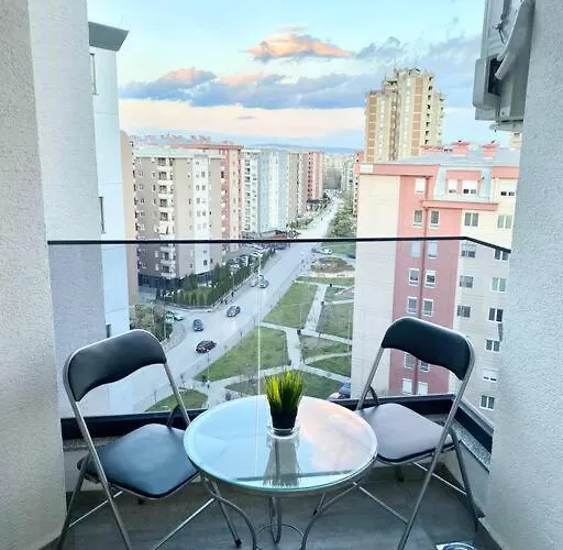 Apartment Bright Scandi Skopje