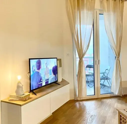 Bright Scandi Apartment